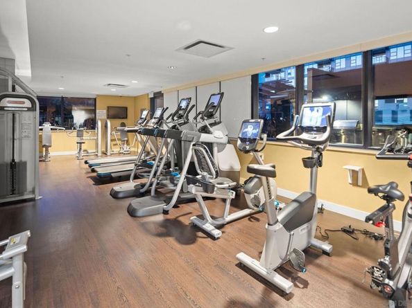 1325 Pacific Hwy 1902, San Diego CA 92101