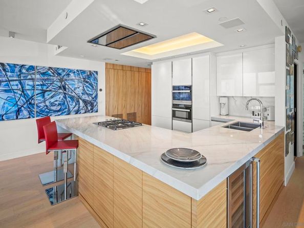 1325 Pacific Hwy 1902, San Diego CA 92101