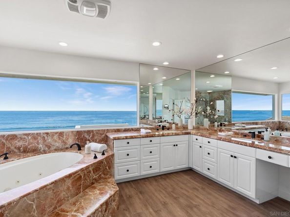 5366 Calumet Ave, La Jolla CA 92037