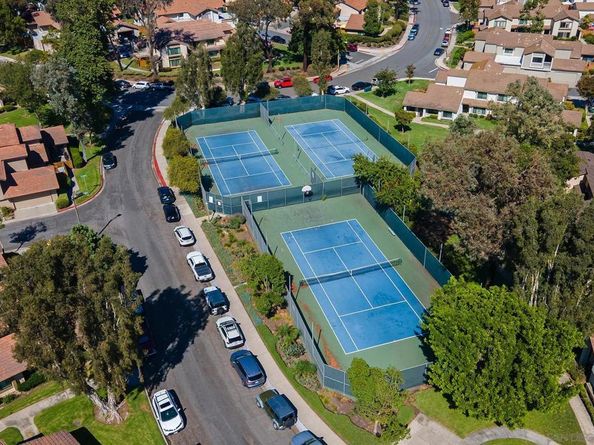 5358 Caminito Velasquez, San Diego CA 92124