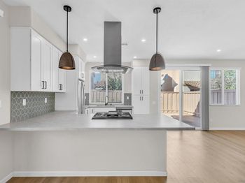 10794 Westonhill Drive