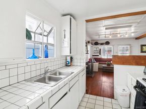 719 Jersey Ct, San Diego CA 92109