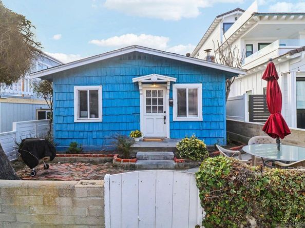 719 Jersey Ct, San Diego CA 92109