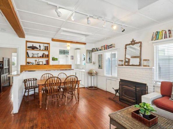 719 Jersey Ct, San Diego CA 92109