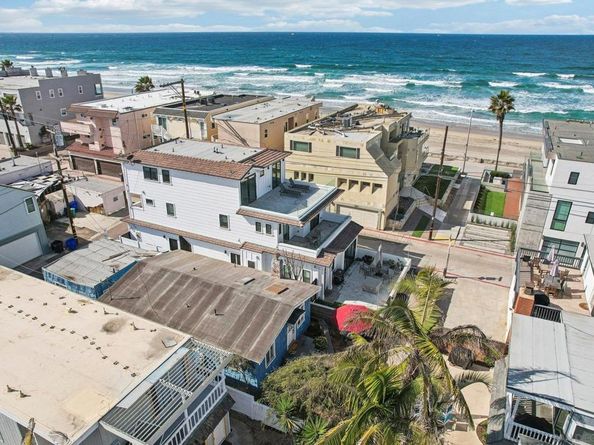 719 Jersey Ct, San Diego CA 92109