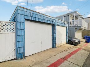 719 Jersey Ct, San Diego CA 92109