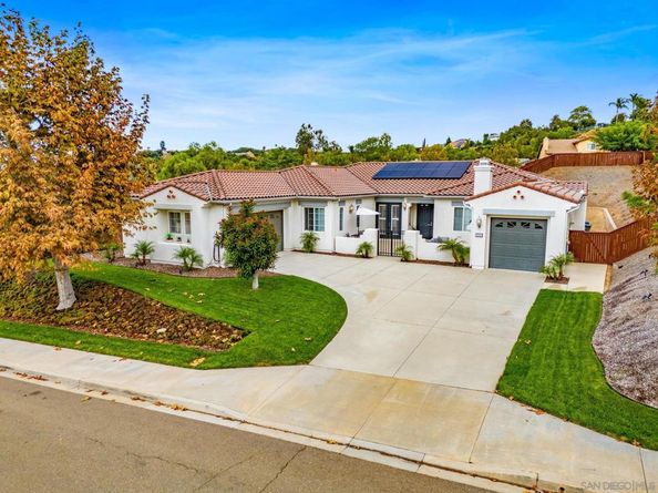 3252 Hidden Estate Lane, Escondido CA 92027