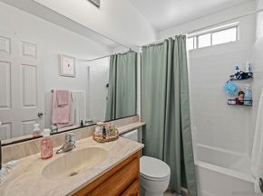 974 Sapphire Street, San Diego CA 92109