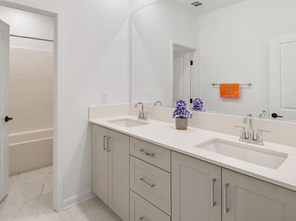 1091 Barry Pl, Escondido CA 92026