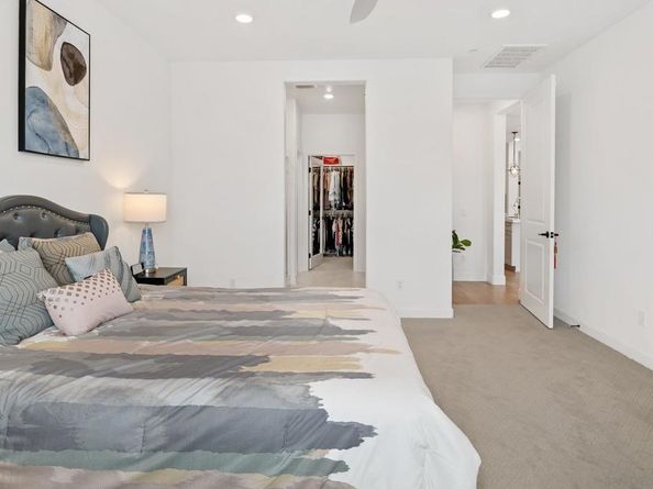 1091 Barry Pl, Escondido CA 92026