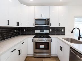 5721 23 Campanile Way, San Diego CA 92115