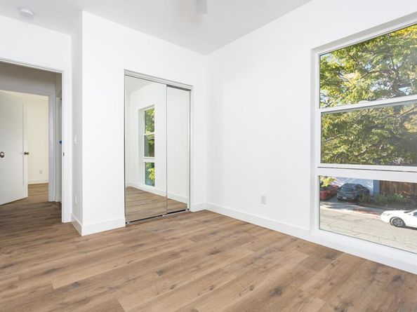 5721 23 Campanile Way, San Diego CA 92115