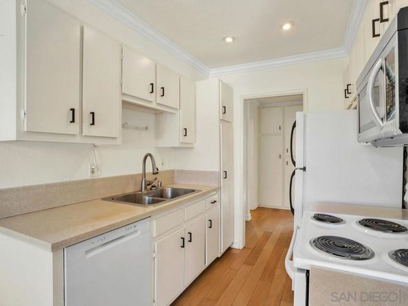 8665 Lake Murray Blvd 14, San Diego CA 92119