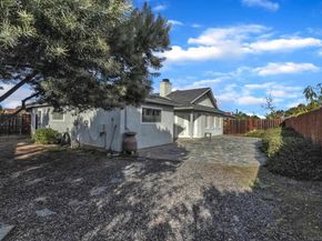 6907 Bettyhill Dr., San Diego CA 92117