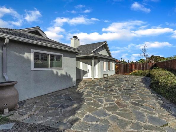 6907 Bettyhill Dr., San Diego CA 92117