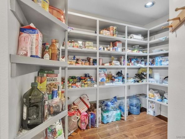 6907 Bettyhill Dr., San Diego CA 92117