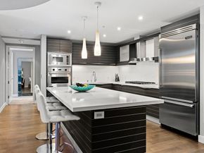 1325 Pacific Hwy 3301, San Diego CA 92101