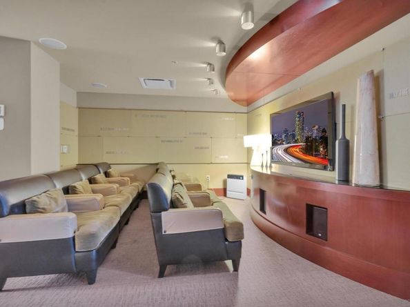 1325 Pacific Hwy 3301, San Diego CA 92101