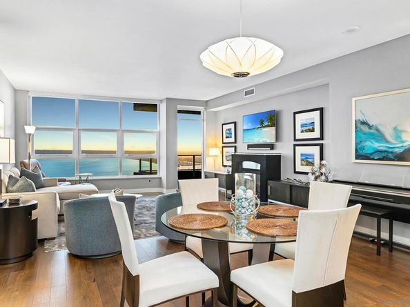 1325 Pacific Hwy 3301, San Diego CA 92101