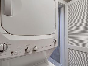 1025 Island Ave 205, San Diego CA 92101