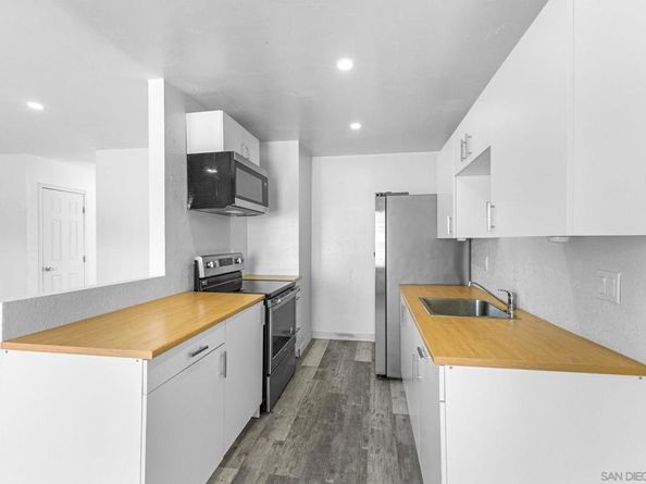 1641 Pentecost Way 10, San Diego CA 92105