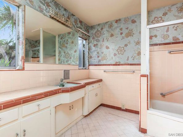 350 San Elijo St, San Diego CA 92106