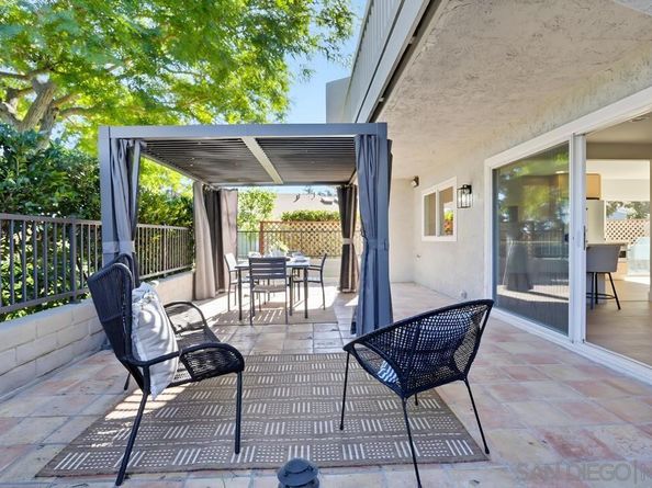 2003 Caminito Circulo Norte, La Jolla CA 92037