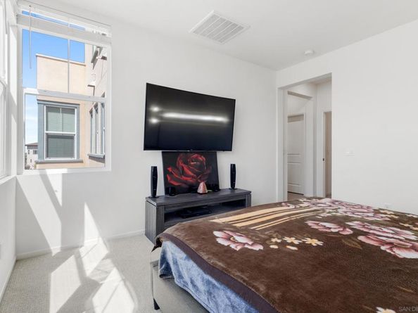 5301 Calle Rockfish 98, San Diego CA 92154