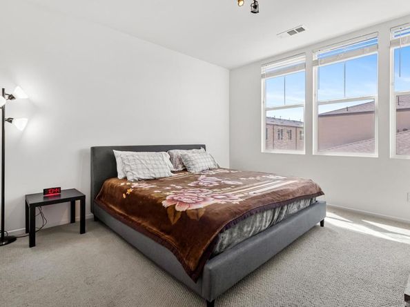 5301 Calle Rockfish 98, San Diego CA 92154