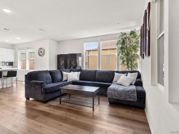 5301 Calle Rockfish 98, San Diego CA 92154