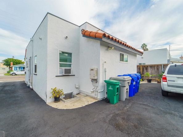 4464 66 33rd, San Diego CA 92116
