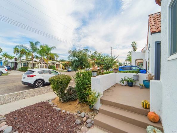 4464 66 33rd, San Diego CA 92116