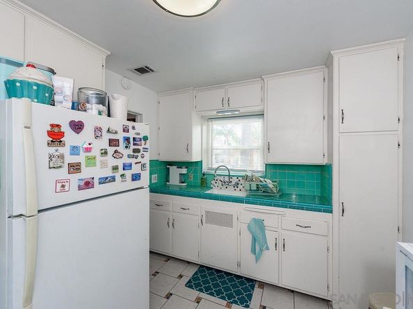 2414 2418 Monroe Ave., San Diego CA 92116