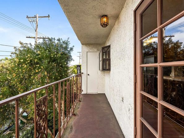 1263 Robinson Avenue 13, San Diego CA 92103