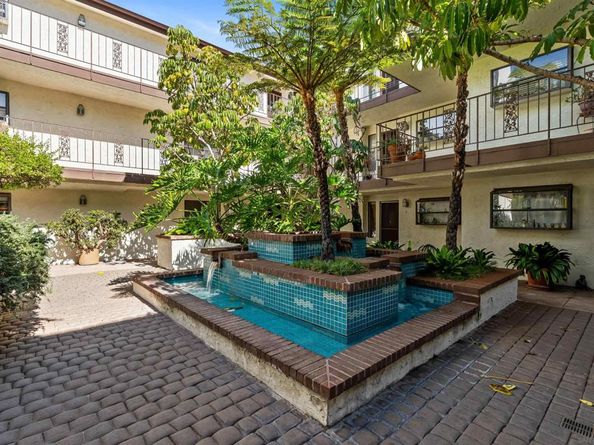 1263 Robinson Avenue 13, San Diego CA 92103