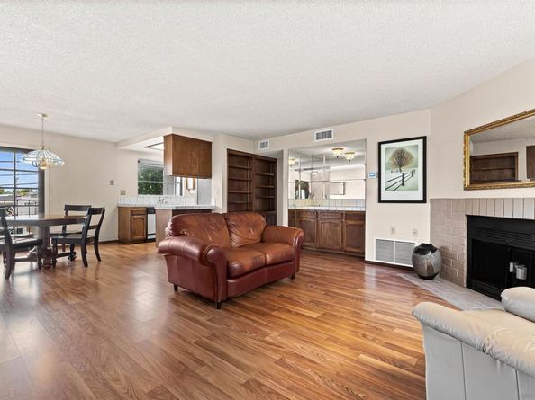 1263 Robinson Avenue 13, San Diego CA 92103