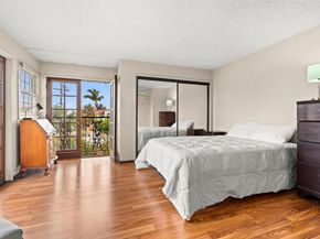 1263 Robinson Avenue 13, San Diego CA 92103