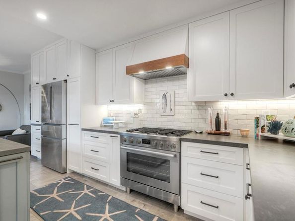 753 D Avenue, Coronado CA 92118