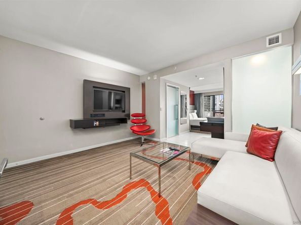 207 5th Ave 940, San Diego CA 92101