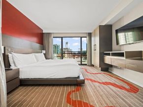 207 5th Ave 940, San Diego CA 92101