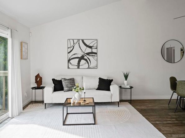 7700 Parkway Dr 3, La Mesa CA 91942