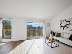 7700 Parkway Dr 3, La Mesa CA 91942