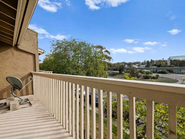 7700 Parkway Dr 3, La Mesa CA 91942