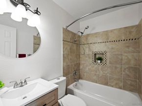 7700 Parkway Dr 3, La Mesa CA 91942