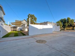 1221 4th St, Coronado CA 92118