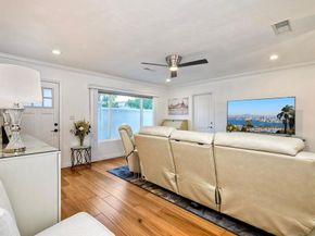 1221 4th St, Coronado CA 92118