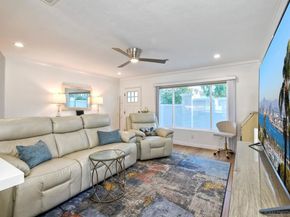 1221 4th St, Coronado CA 92118