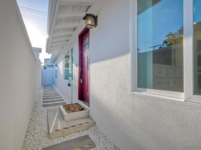 1221 4th St, Coronado CA 92118