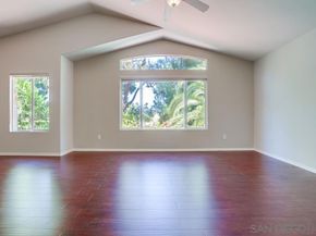 5423 Foxtail Loop, Carlsbad CA 92010