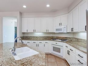 5423 Foxtail Loop, Carlsbad CA 92010